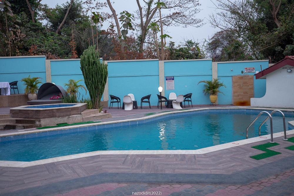 Royal Basin Resort Kumasi Esterno foto